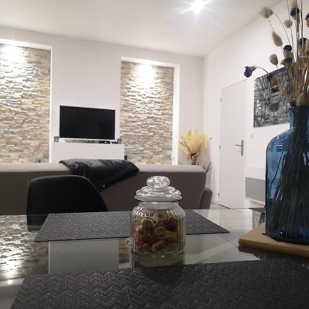 T3 Avec Salle De Bain Privative Par Chambre Agén Exterior foto
